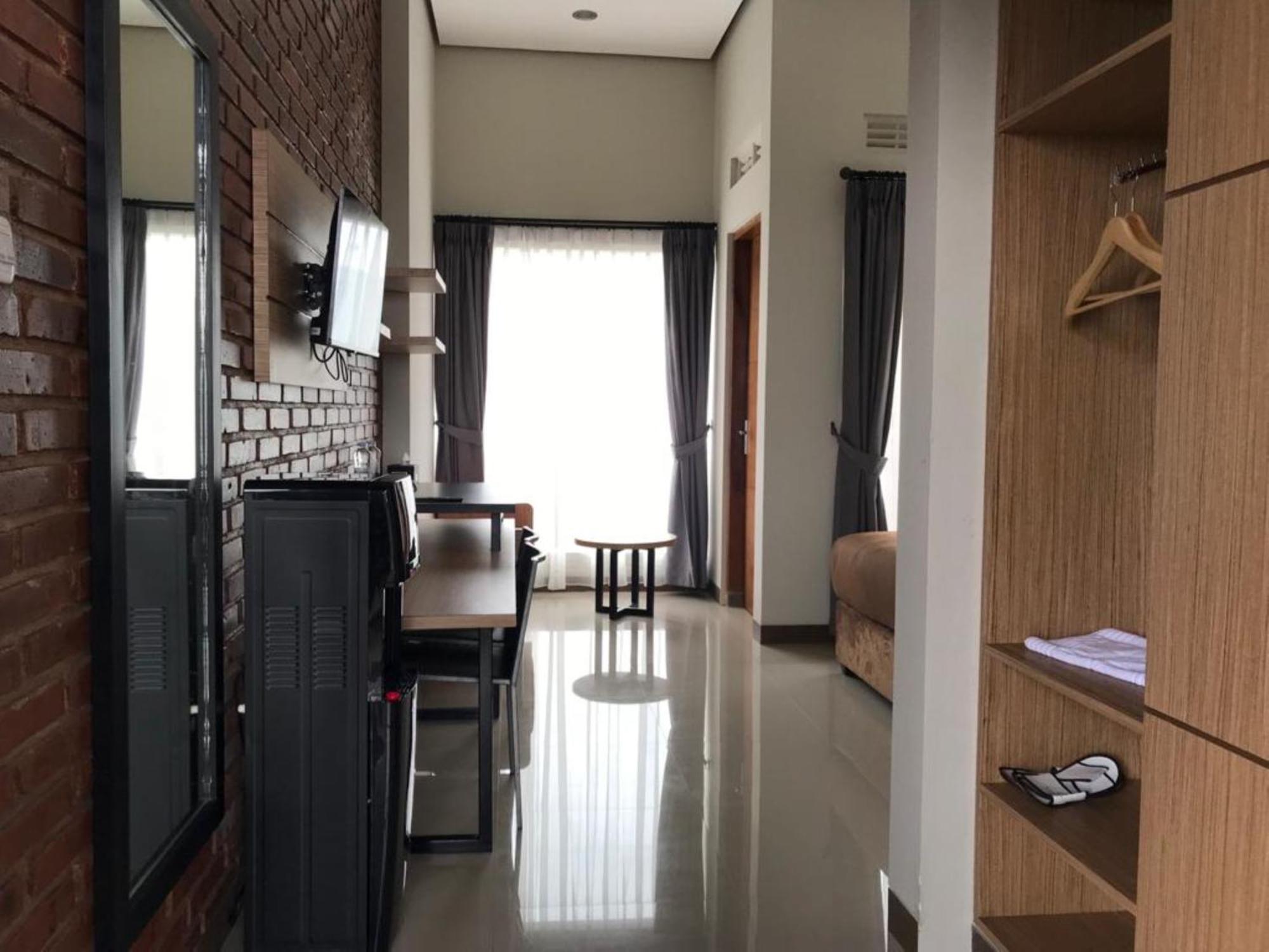 Amerta Giri Hotel Dieng Wonosobo Kejajar Bagian luar foto